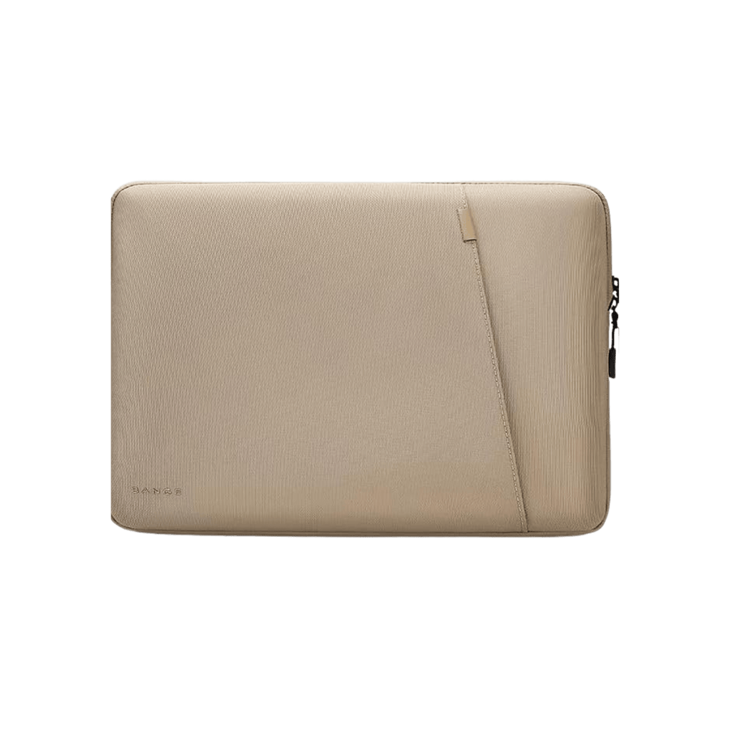 Water-resistant 15-inch laptop sleeve