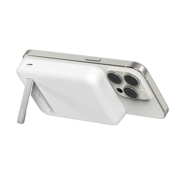 Belkin BoostCharge Pro Magnetic Power Bank with Qi2 15W 8K