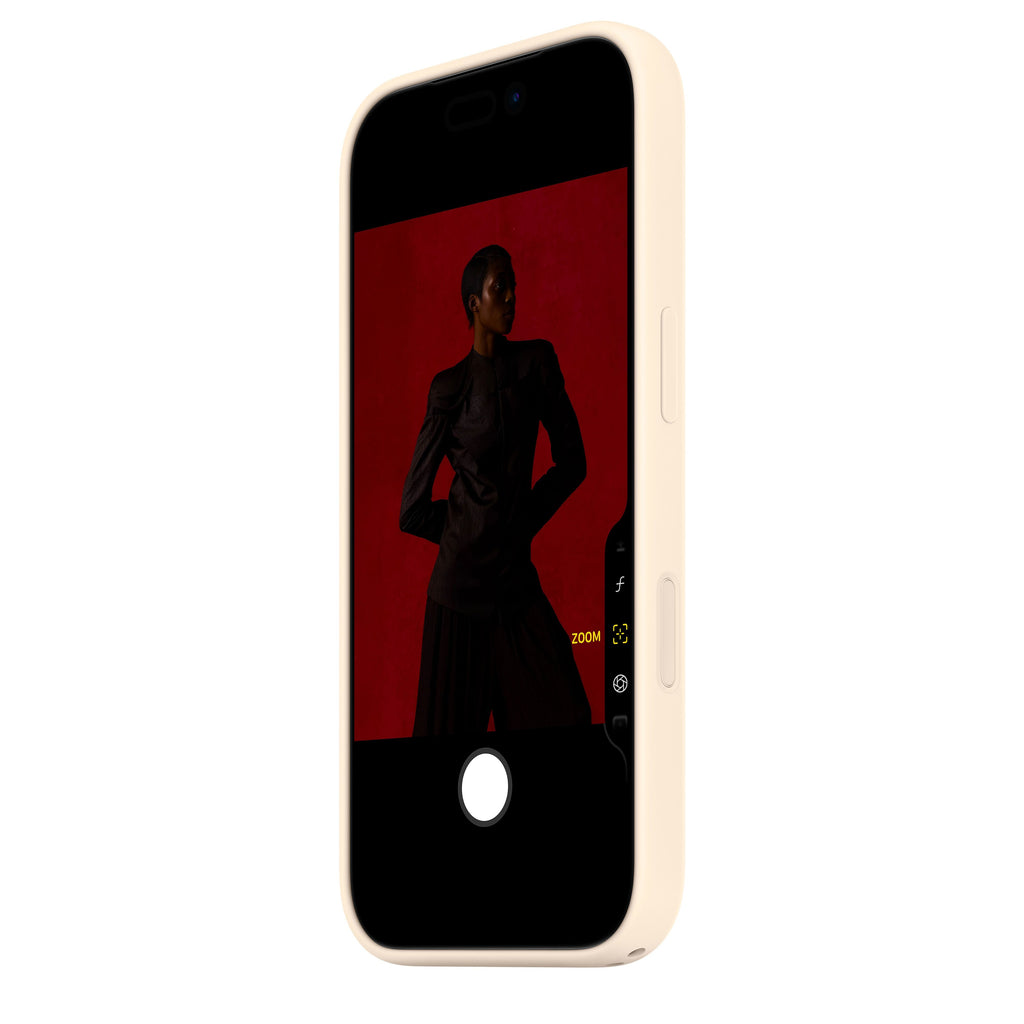 iPhone 17 Pro Silicone Case with MagSafe Vanilla