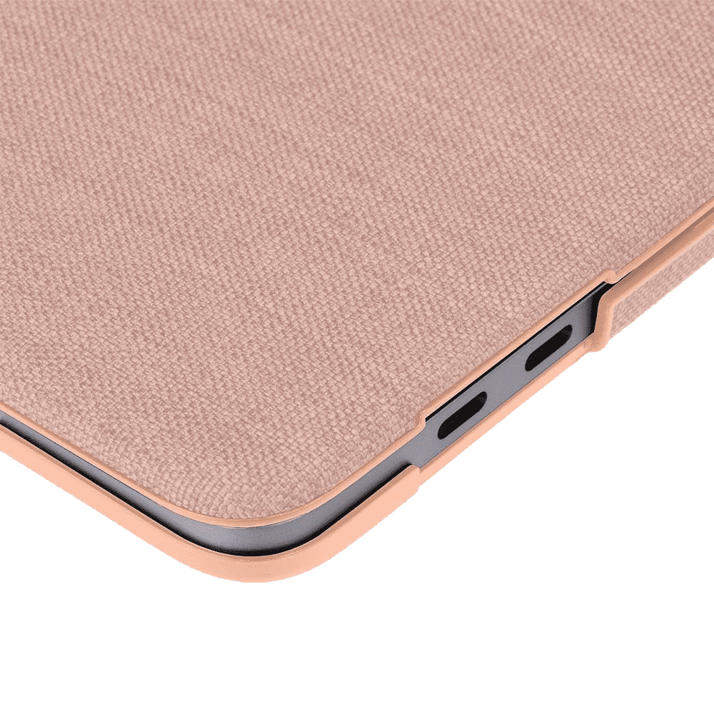 Incase Textured Hardshell in Woolenex for MacBook Pro 16” Blush