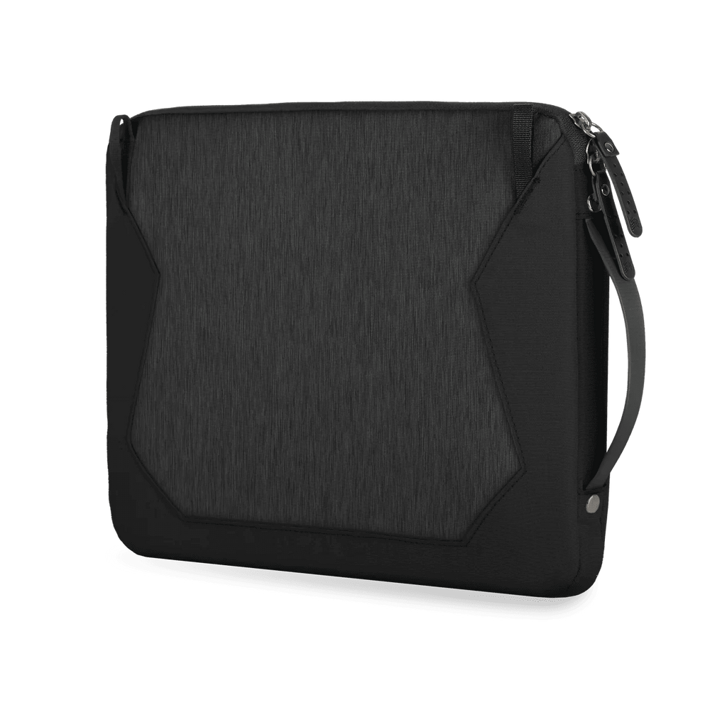 STM Myth Laptop Sleeve 16” Magnet